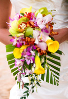 mauiweddingsfromtheheart.com_bridal _bouquets-16